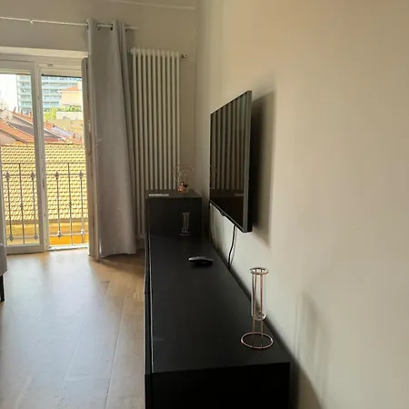 Casa Luminosa Daire Milano